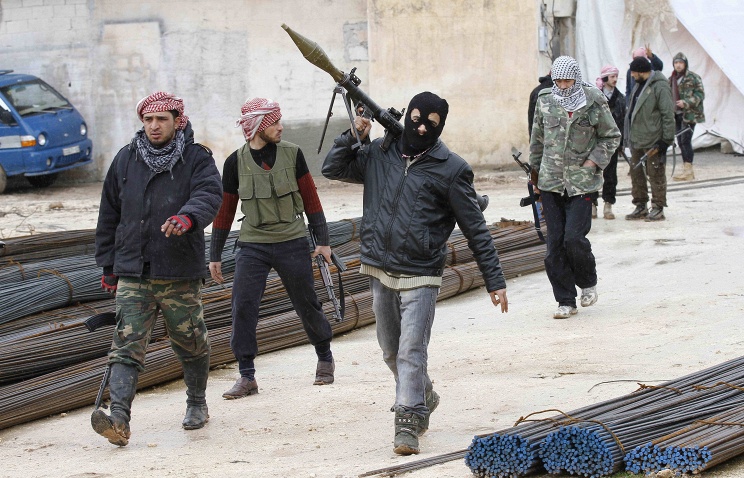 Экстремистам из /'Фронта ан-Нусра/' удалось отбить у правительственных войск Сирии последнюю военную базу в провинции Идлиб