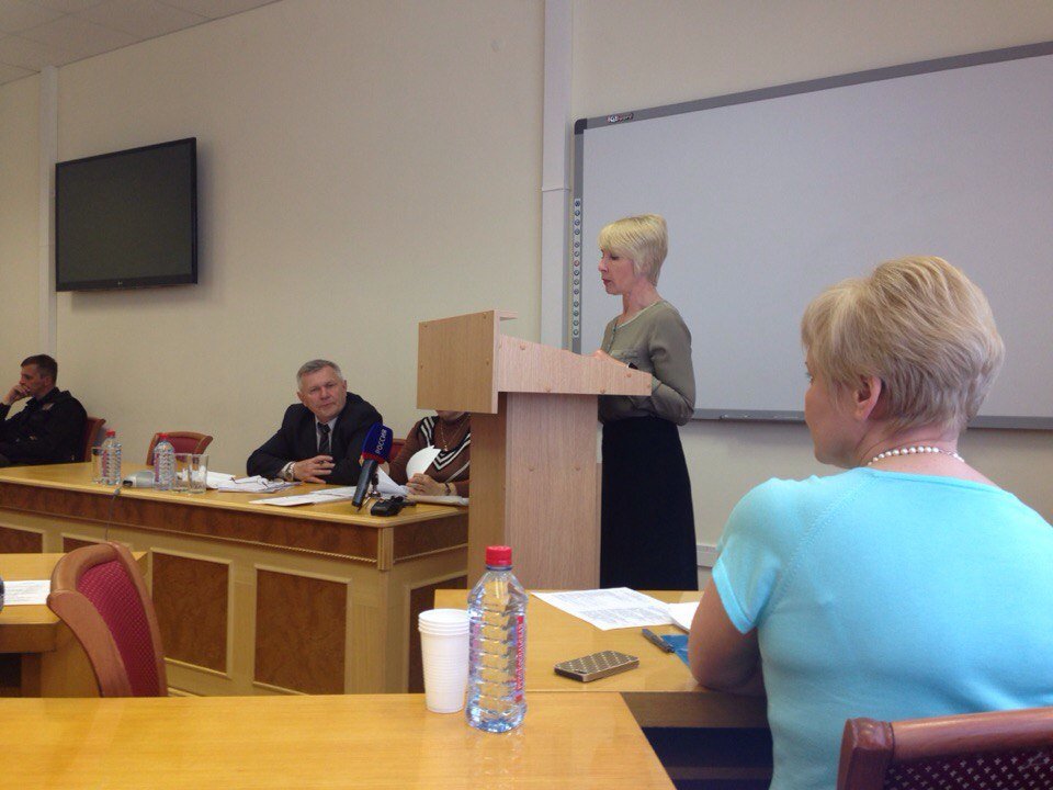 Кировской области выделят 550 млн рублей на ремонт дорог Кировской области выделят 550 млн рублей на ремонт дорог