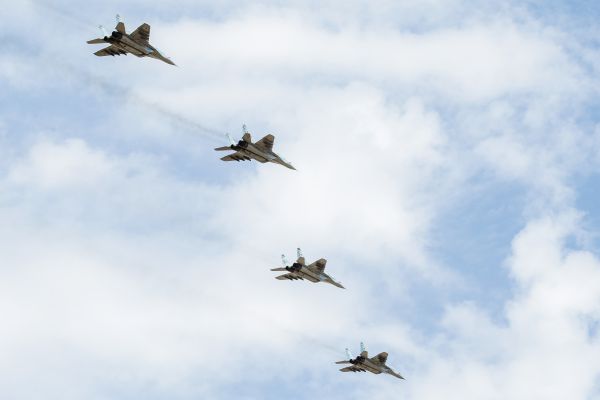 Бомбардировщики Су-24М ВВС России перебазируются на незнакомые аэродромы