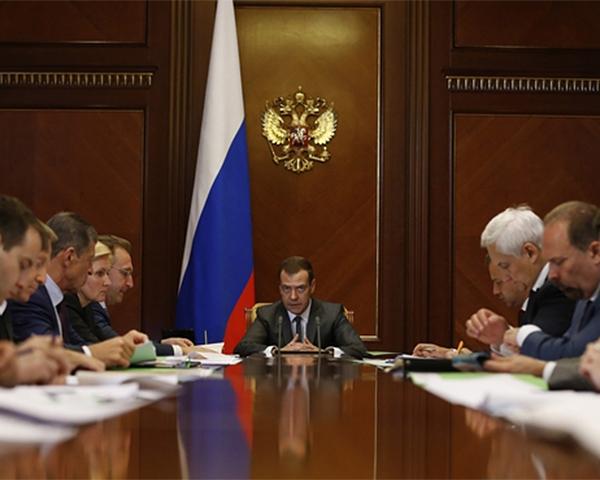 Медведев в России с начала года выдали 330 тыс. ипотечных кредитов