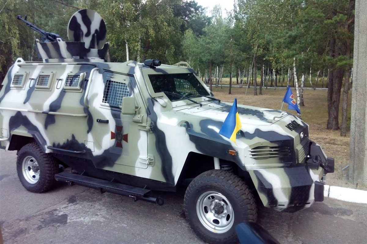 Милиция усилила патрулирование центра Киева, вывела на улицы «Кугуары»