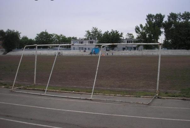 Стадион Локомотив в Ростове реконструируют за 332 млн. рублей