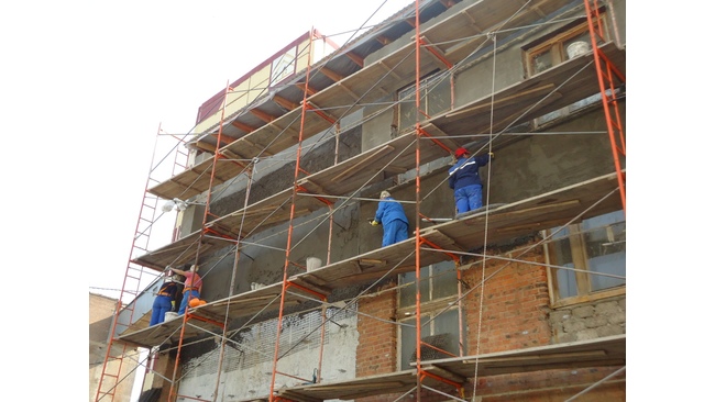 За 2 года чиновники обещают отремонтировать 369 домов в Оренбургской области