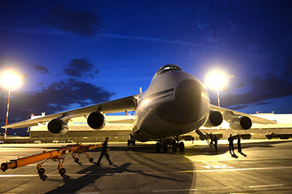 Пентагон засек в Сирии российские транспортные самолеты и зеленых человечков Пентагон засек в Сирии российские транспортные самолеты и зеленых человечков