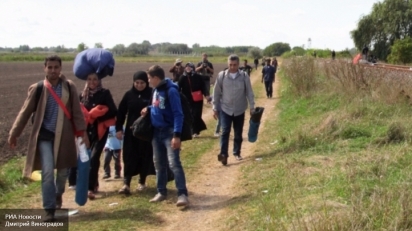 Ранее власти Германии приостановили движение поездов прибывающих