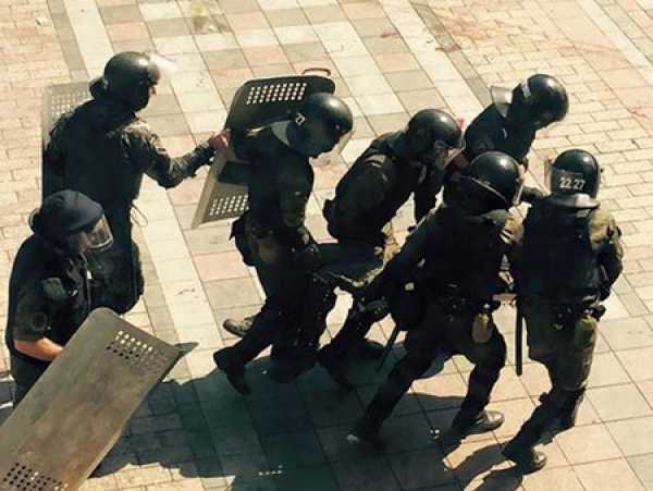 Бойня у Рады Ляшко взорвал милиционеров гранатой